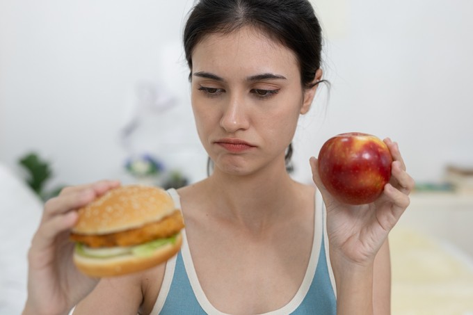 Ha tudjuk, hogy mi egészséges, miért elcsábulunk el mégis? című cikk nyitóképe