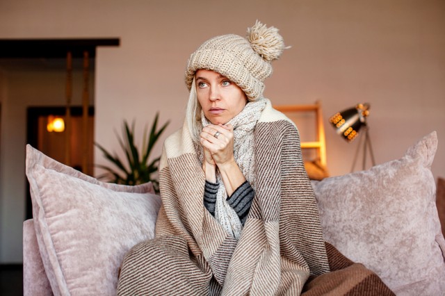 Még akkor is fázik, amikor másnak melege van? Ilyen, amikor a pajzsmirigy okozza