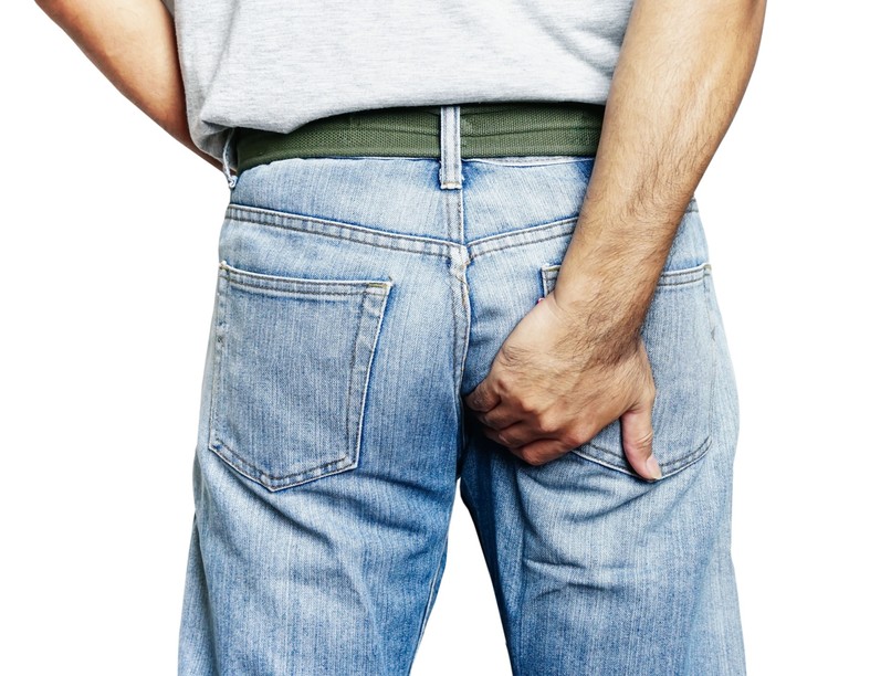 színes benőtt szőrszál műtét pilonidális sinus emberi történet