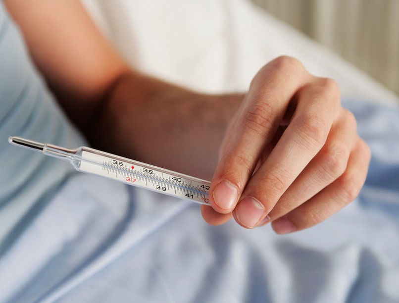 láz, koronavírus, covid, influenza, tünet