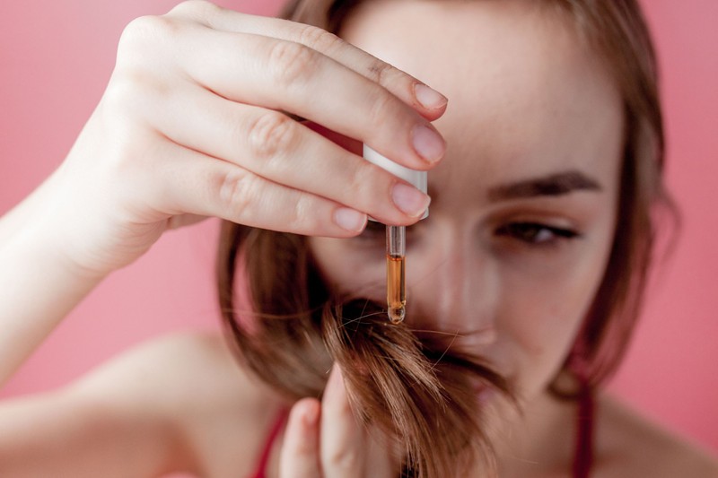 Mitől dúsul meg a haj? A tudomány szerint ebben a módszerben még meg lehet bízni