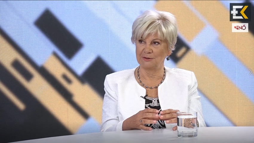 És most megszólalt, méghozzá a „21-ek" tagjaként. Kik azok a „21-ek? Olyan hölgyek, akiket nem csak hogy érdemes megismerni, de akikről egyszerűen tudni kell! Sorozatunkban közelebbről is megismerheti őket.