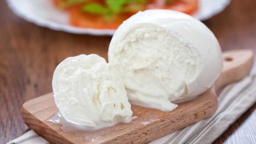 ne-vegye-meg-a-mozzarellat-ha-ilyen-a-csomagolasa