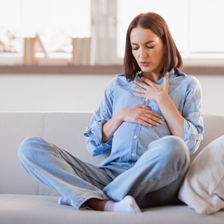 Nehézlégzés, hajhullás, fáradékonyság terhesen – szedjek rá vasat? Az orvos válaszol című cikk nyitóképe