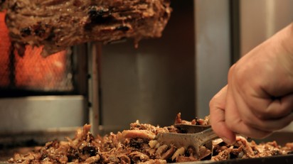 Rá lehet-e szokni a kebabra? Egy dietetikus őszintén beszél arról, mit gondol erről a nemzeti ételről című cikk nyitóképe