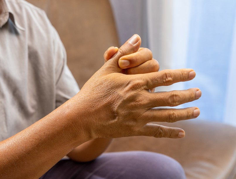 fájdalmas gyulladt kezek ízületek Lyme-kór tünetek