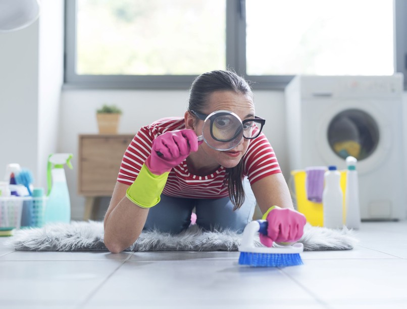 Mit jelent, ha valaki folyton takarít otthon