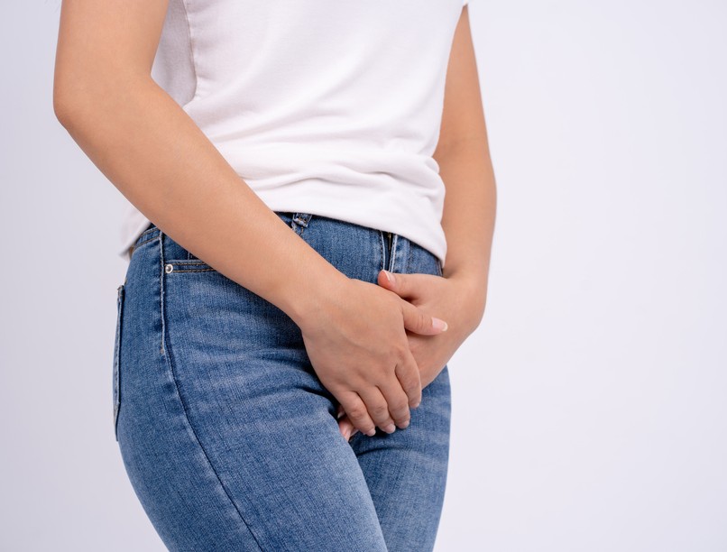 bűzös büdös vizelet oka miért