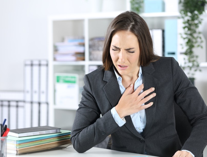 szívinfarktus jele pánikbeteg hipochonder tünet