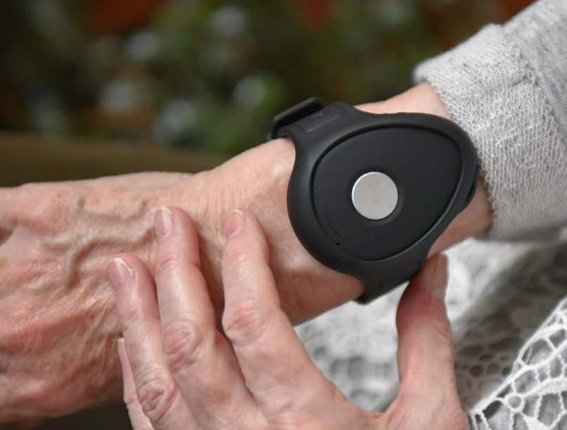 gondosóra, életmentés, újraélesztés, mentő, rendőr