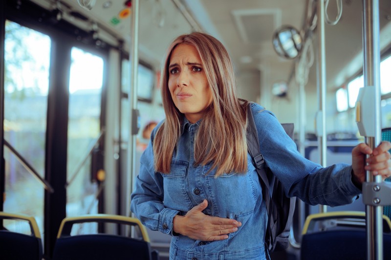 IBS: gyomorgörcsök, alhasi nyomás érzet, székelési nehézségek jelzik