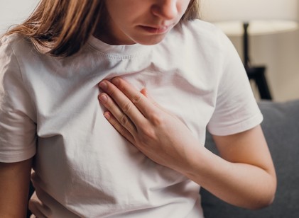 Egyre többször van heves szívdobogásérzésem - menjek kardiológushoz? Az orvos válaszol   című cikk nyitóképe