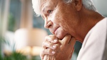 Az Alzheimer-kór első jelei már 45 éves korban megjelenhetnek – egy új kutatás szerint a szervezet hamarabb üzen, mint hittük című cikk nyitóképe