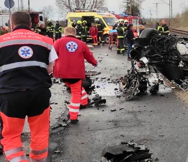 2 országból érkeztek a mentők a rajkai balesethez