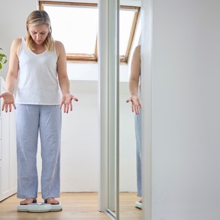 A pajzsmirigy alulműködés tünetei – ezekre a jelekre figyeljen! című cikk nyitóképe