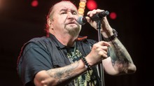 Elhunyt Deák Bill Gyula: a magyar blues legendája 77 éves volt című cikk nyitóképe