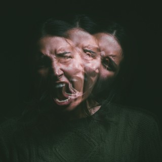 Testvérem hangokat hall, hallucinál, de szerintem nem kapott megfelelő kezelést - mit lehet tenni? Az orvos válaszol című cikk nyitóképe