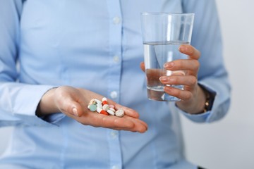 Milyen tünetek utalnak gyógyszermérgezésre? Ismerje fel időben