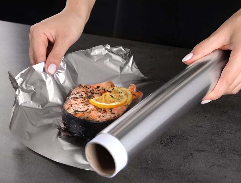 alufólia melyik oldalát kell használni