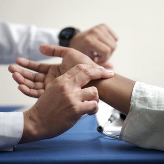 Mennyi az ideális pulzus? A kardiológusok szerint eddig az értékik érzi jól magát a szervezet című cikk nyitóképe