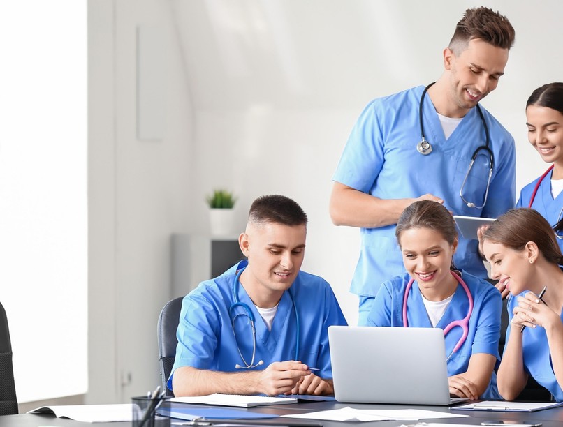 VR oktatási rendszer fejlesztés SZTE Mozaik kiadó hírek