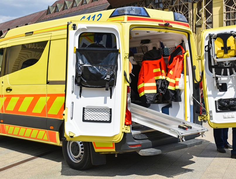 mentők, omsz, ügyelet, sürgősségi