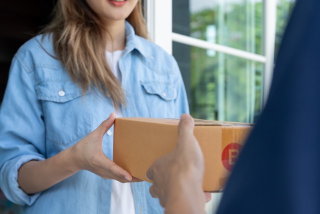 Manipuláció miatt panaszt tettek az egyik legnagyobb online áruház ellen a fogyasztóvédők