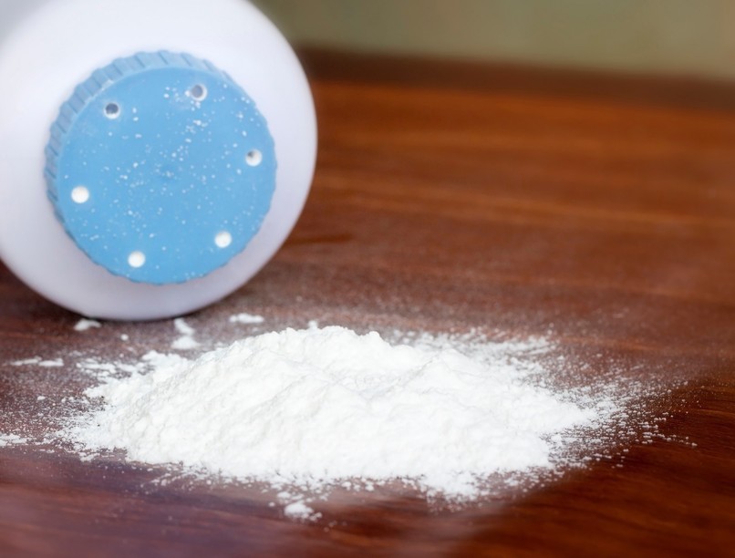 talkum rákkeltő hintőpor Avon csőd