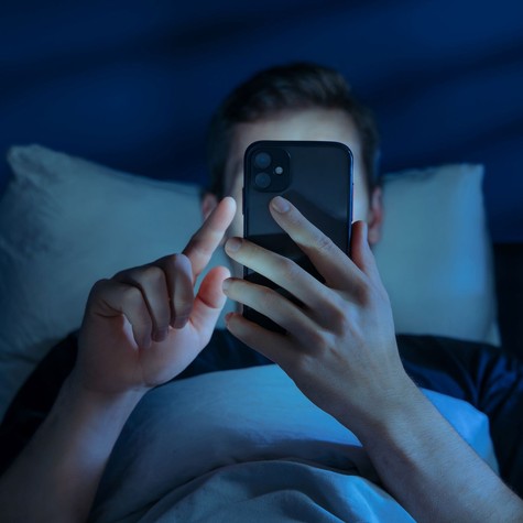 Mi történik, ha egy hétig nem használja a telefonját lefekvés előtt? című cikk nyitóképe