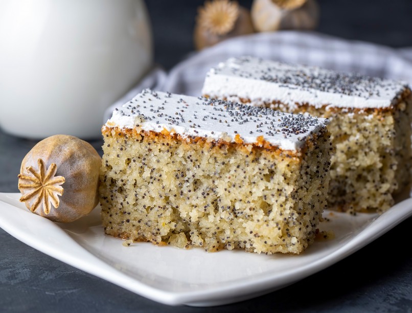 Ünnepi bögrés mákos süti recept