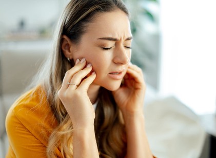 Kattogó állkapocs: mikor ártalmatlan, és mikor nem? című cikk nyitóképe