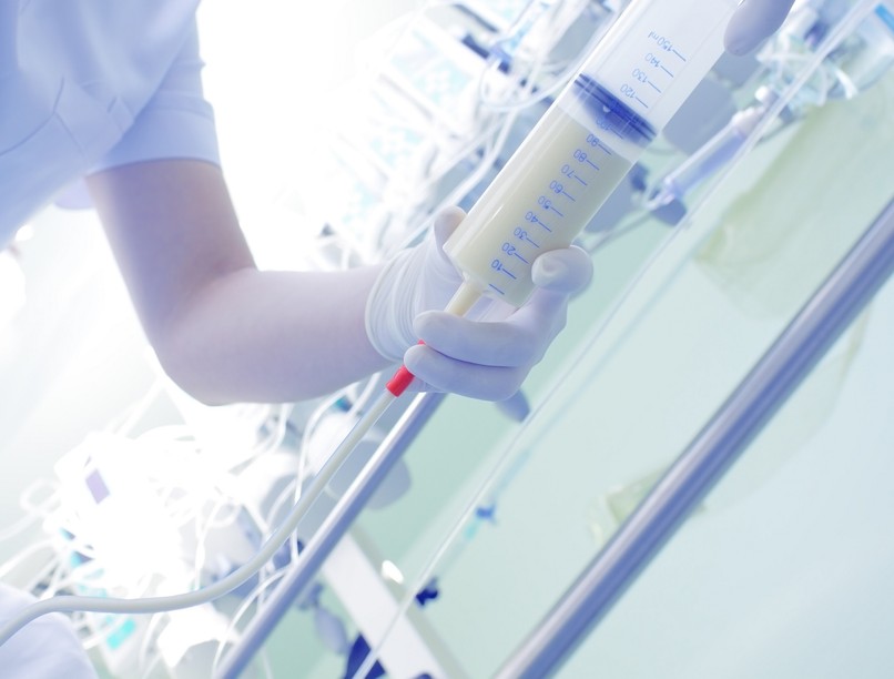 mesterséges táplálás enterális parenterális táplálás kezelés leírás