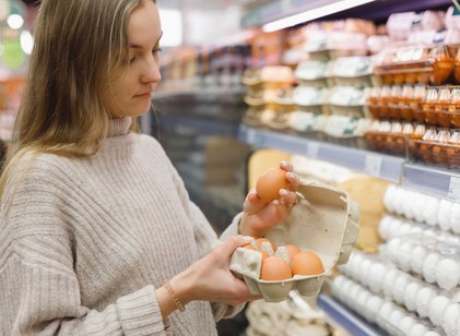 Miért nincs hűtőben a tojás a boltokban? Sokan meglepődnek ezen, pedig egyszerű oka van című cikk nyitóképe