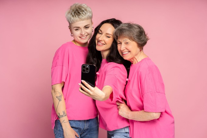 Fiatalon mellrákkal: nők, akik nem adták fel - így talált reményt és gyógyulást ez a 3 nő a korai kezdetű mellrák után című cikk nyitóképe