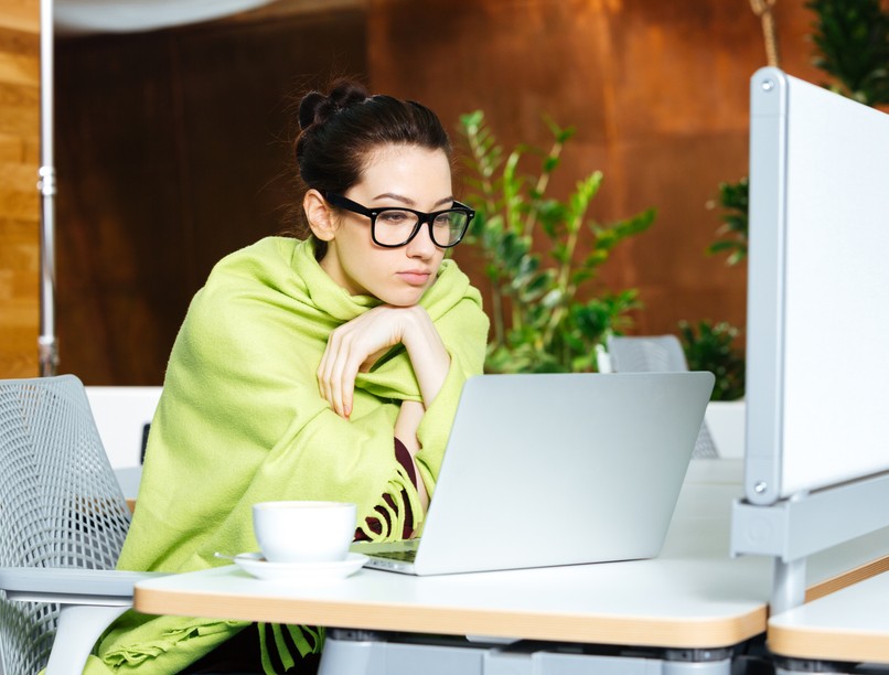 fűtés, 18 C-fok, rezsiköltség, hideg munkahely, megfázás, nátha, meghűlés, felfázás