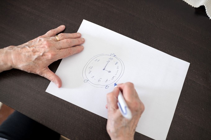 Miért lehet különösen hasznos az otthon is elvégezhető órarajzoló teszt demencia gyanúja esetén? című cikk nyitóképe