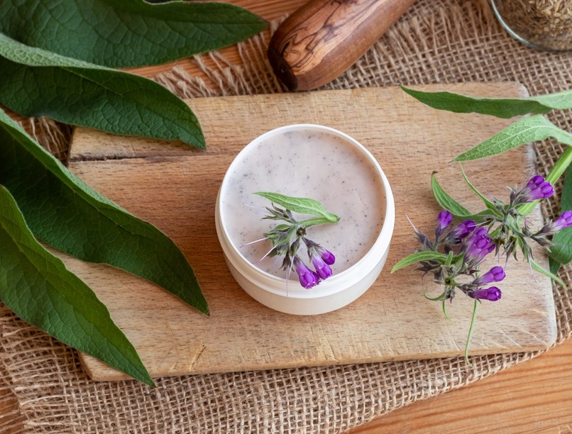 fekete nadálytő fájdalom ellen természetes kezelés