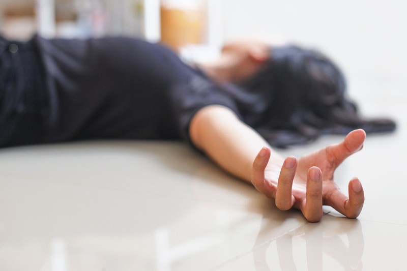 Ha furcsa, rossz ízt érez a szájában és látászavarai vannak, azonnal hívja a mentőket