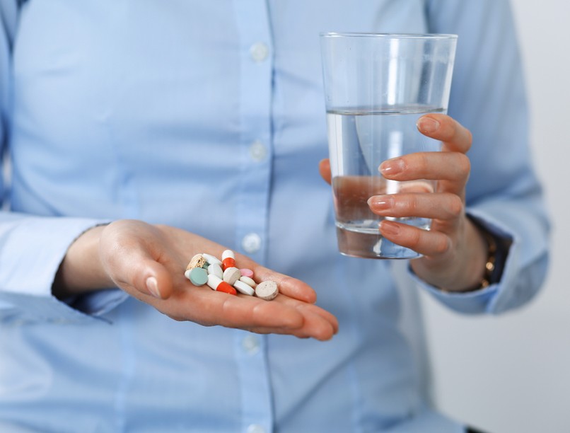 Gyógyszermérgezés, fájdalomcsillapító, altató, gyógyszer-túladagolás