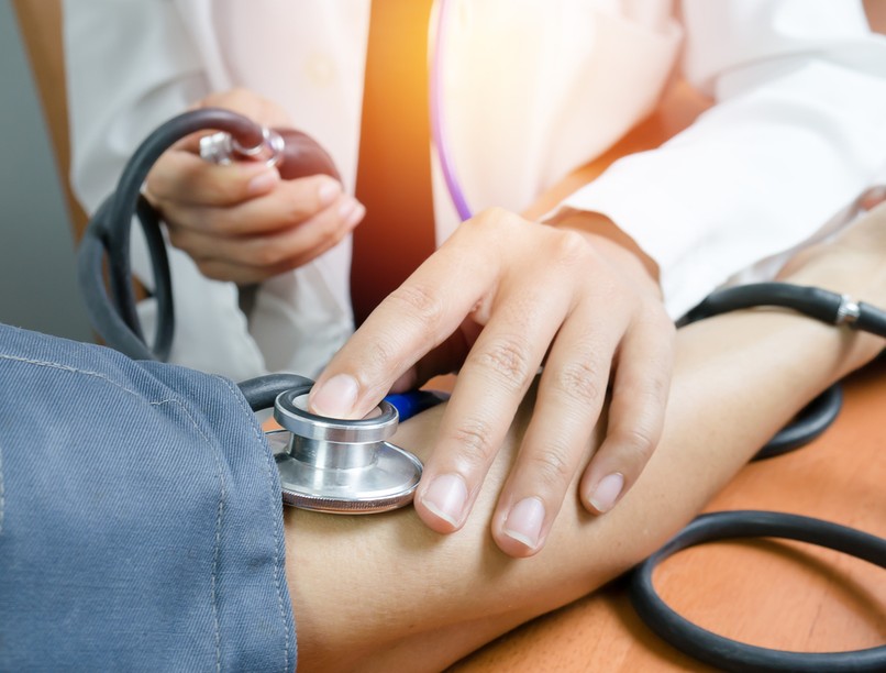 magas vérnyomás, tünetei, kezelése, orvosmeteorológia, vérnyomás