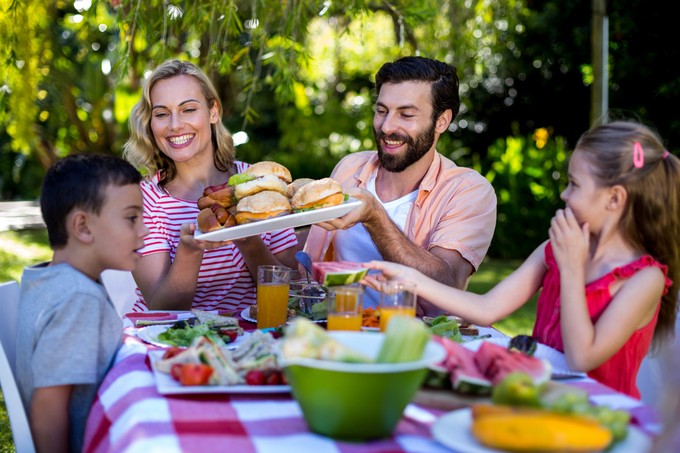 Mit együnk, mit igyunk, és mit hanyagoljunk a kánikulában? című cikk nyitóképe