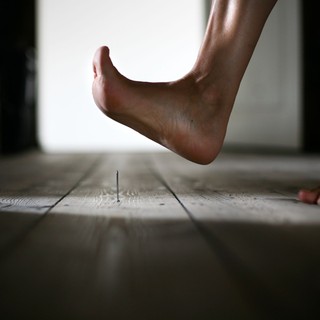 Beleléptem egy szögbe – a tetanusz mellé biztos kell antibiotikum is? Az orvos válaszol című cikk nyitóképe