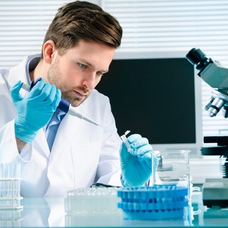 Ezekkel a vizsgálatokkal már a tünetek előtt kiszűrhető a tumor című cikk nyitóképe