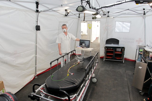 Így néz ki a vörös zóna a Heim Pál Gyermekkórház udvarán - VIDEÓ