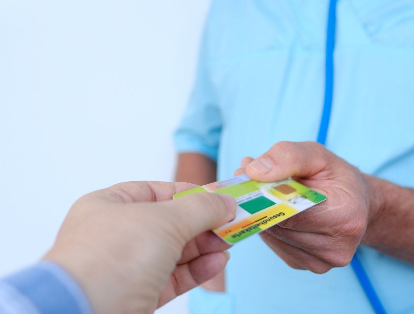 egészségügyi kiadás melyik jobb személyi kölcsön vagy hitelkártya