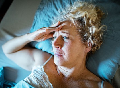 Miért alszanak rosszabbul az idősek? Így lehetnek pihentetőbbek az éjszakái 65 felett című cikk nyitóképe