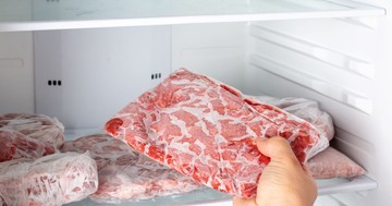  Talált még egy kis húst a fagyasztóban? Ennyi idő után már nem alkalmas fogyasztásra, ne főzzön belőle semmit! 
