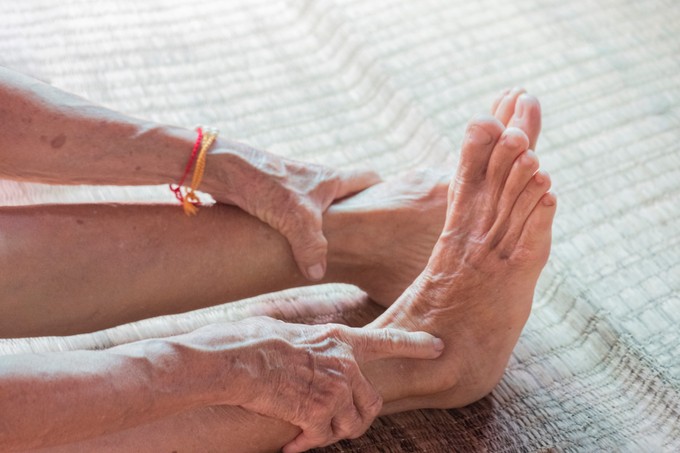 3 gyakori szokás, ami károsítja lábunk egészségét című cikk nyitóképe