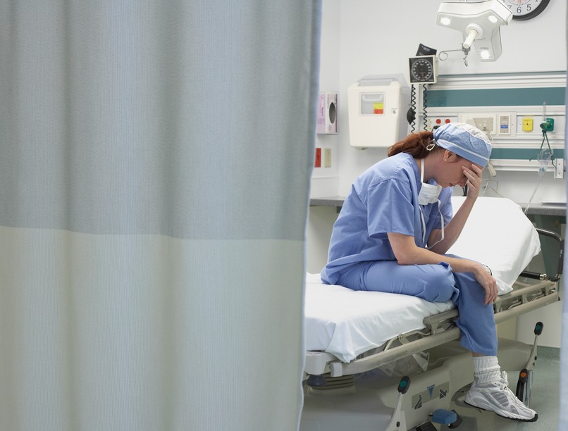 ápoló, bérnővér, kórház, Kata-módosítás
