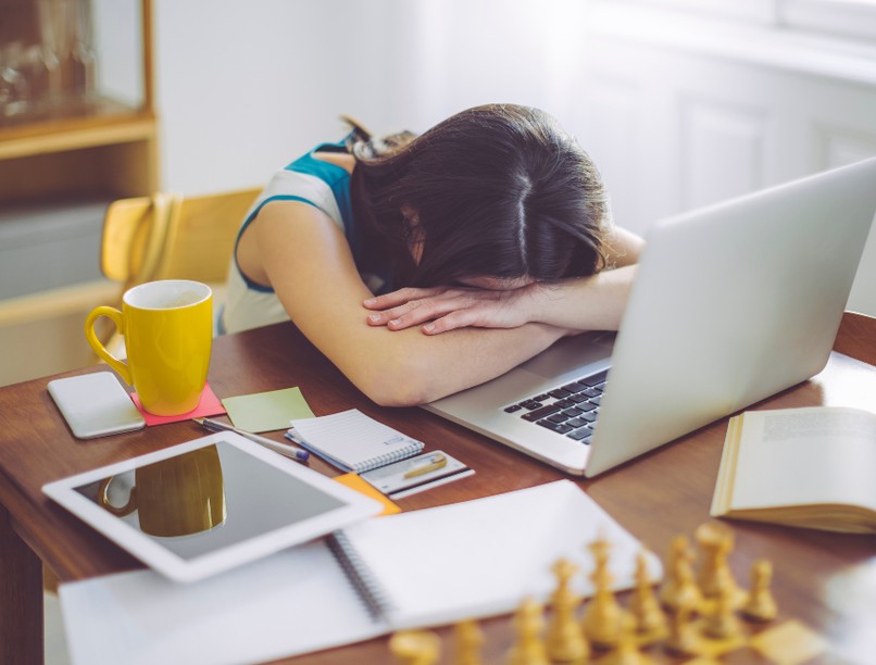 Elfáradás kiégés tünet stressz, munka